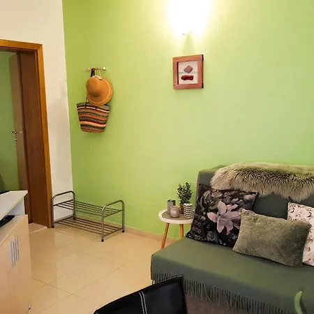 Harmonija アパート